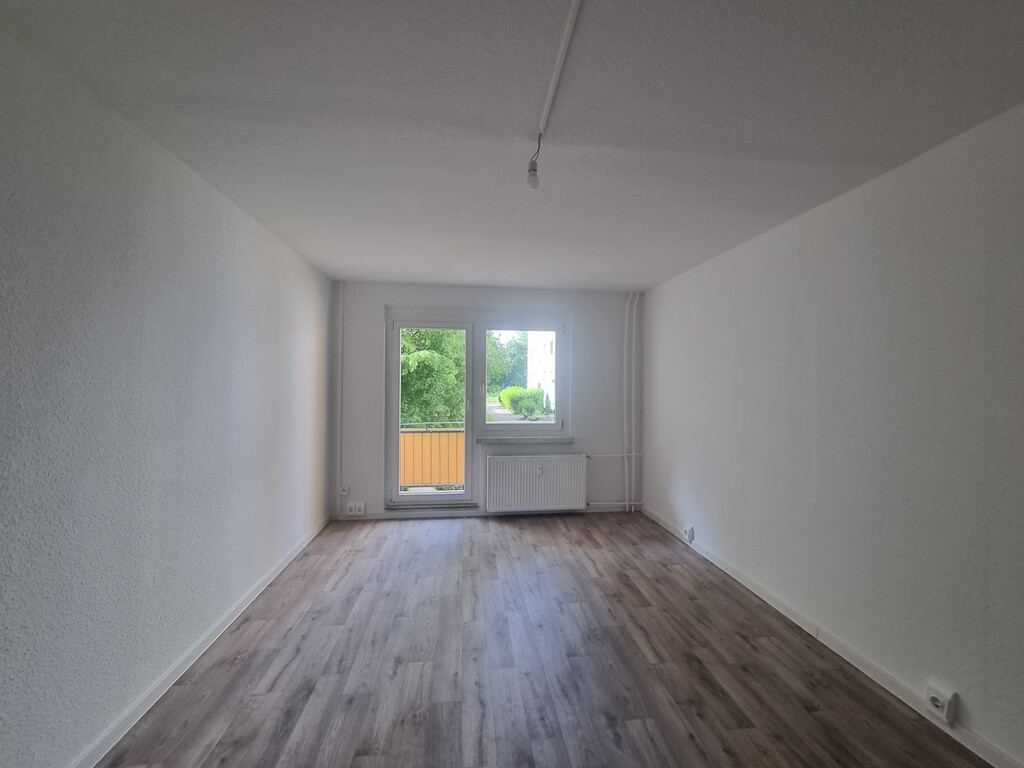 Bruno-Taut-Ring 170, 39130 Magdeburg