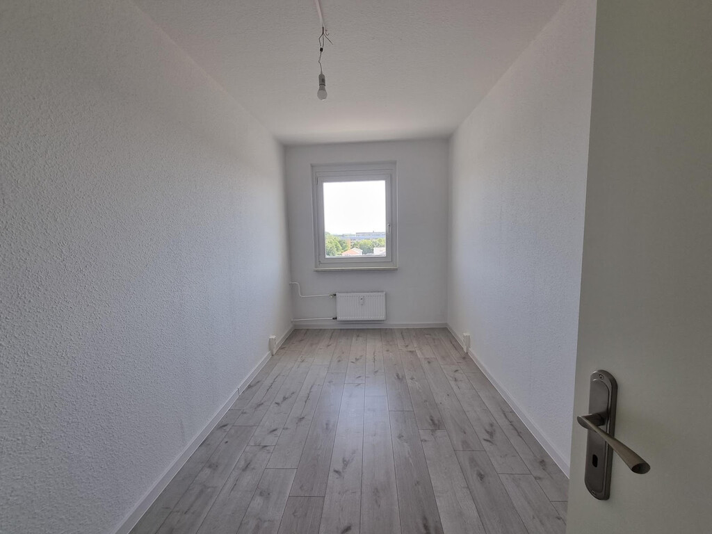 Bruno-Taut-Ring 170, 39130 Magdeburg