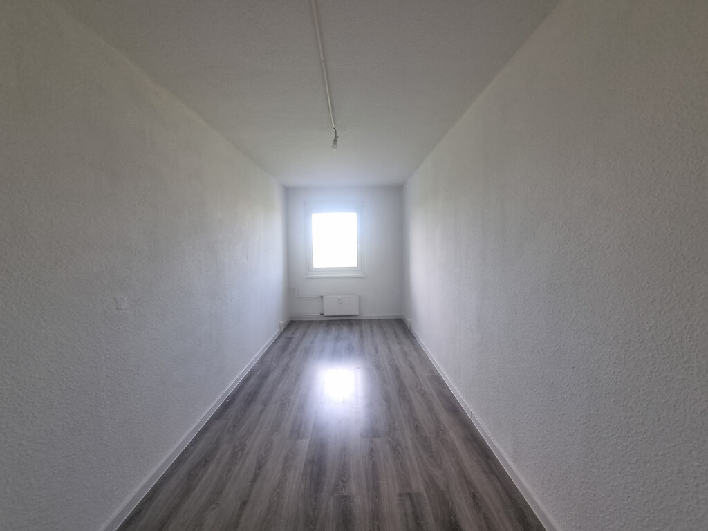 Bruno-Taut-Ring 171, 39130 Magdeburg