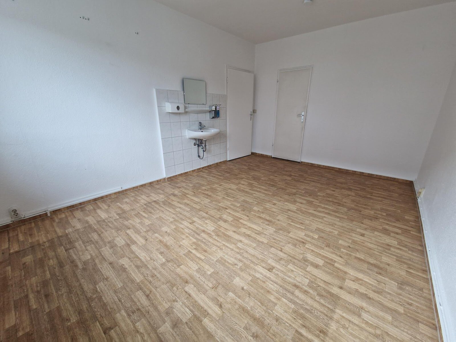 Einsteinstraße 30, 17036 Neubrandenburg