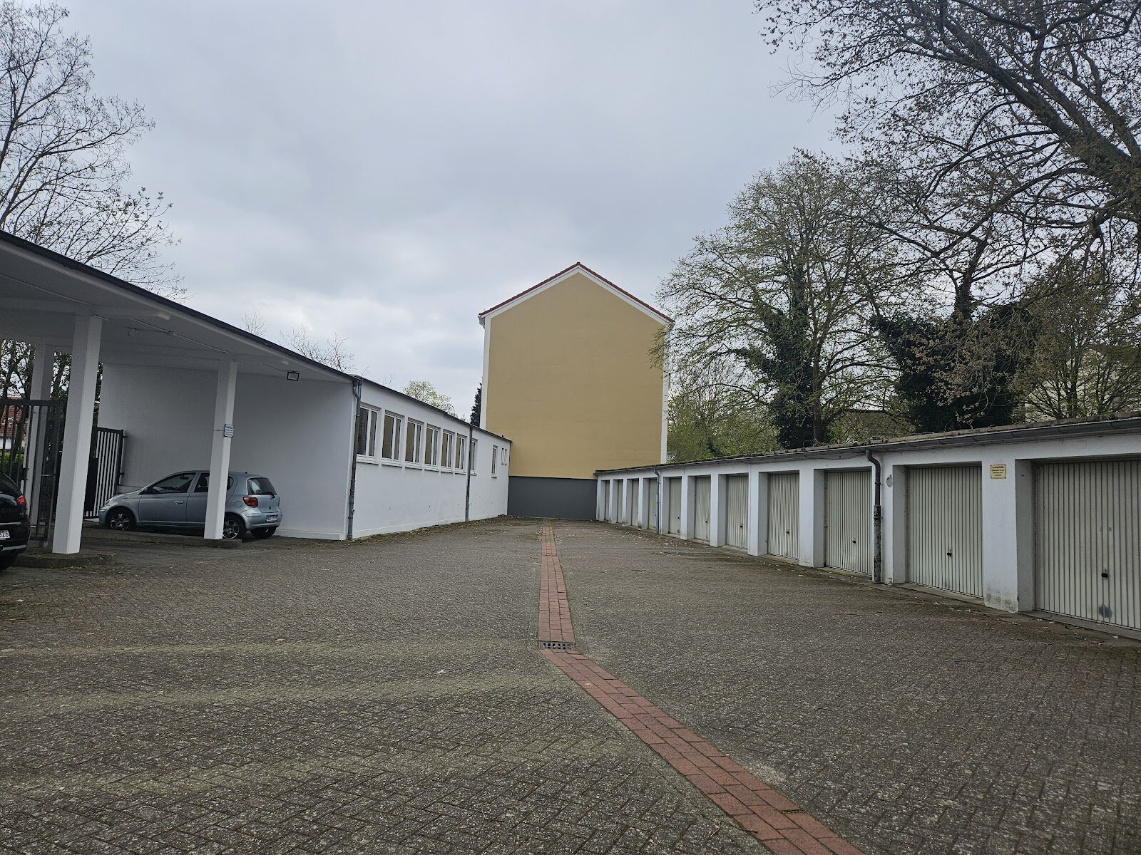 Hermannsburg 13a, 28259 Bremen