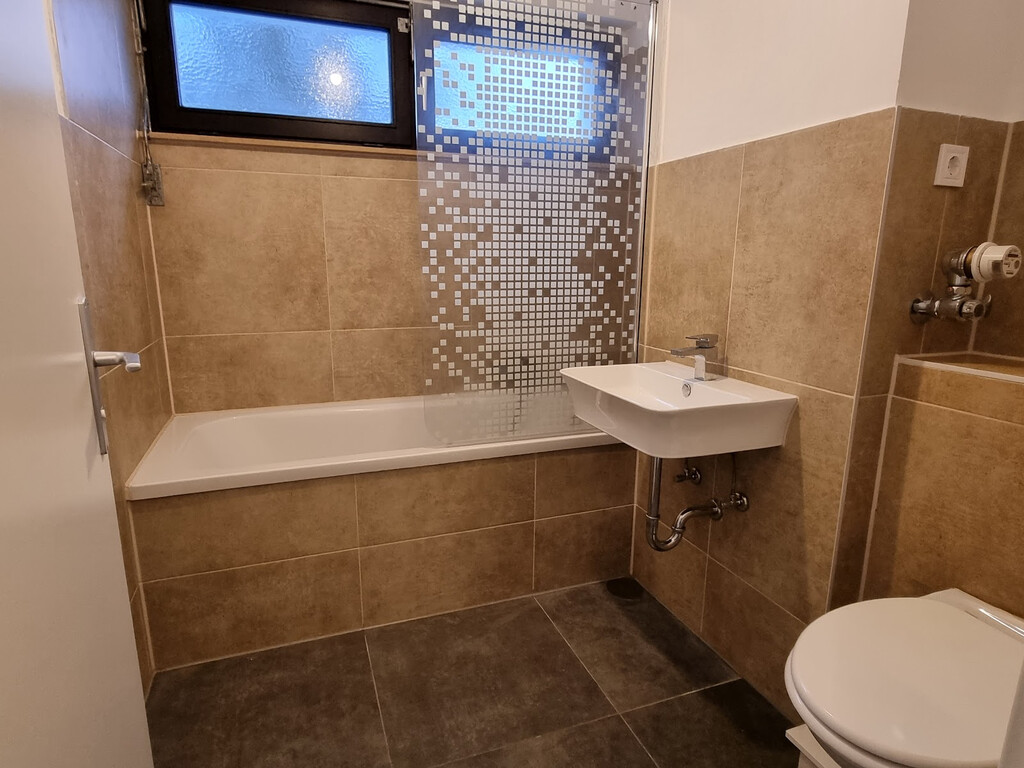 Ludwig-Prandtl-Straße 22, 37077 Göttingen