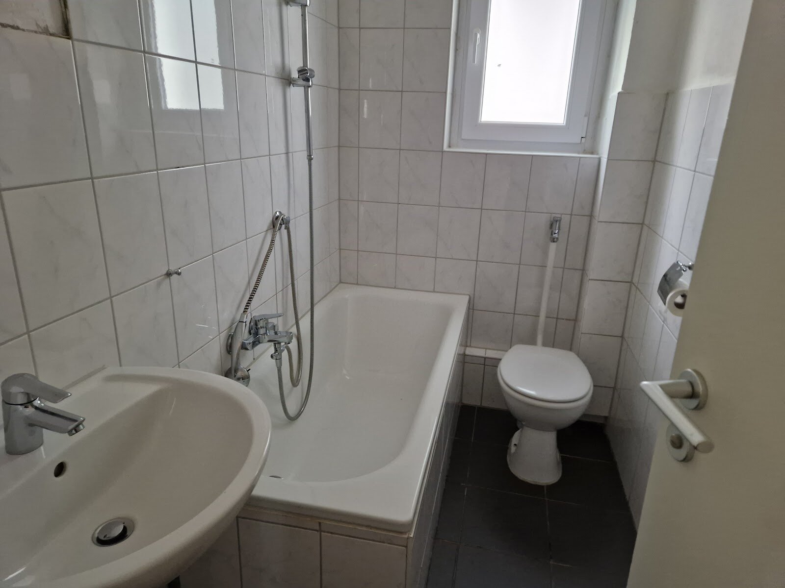 Karolingerstraße 25, 47139 Duisburg