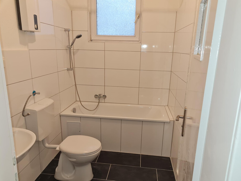 Moritzstraße 16, 47053 Duisburg