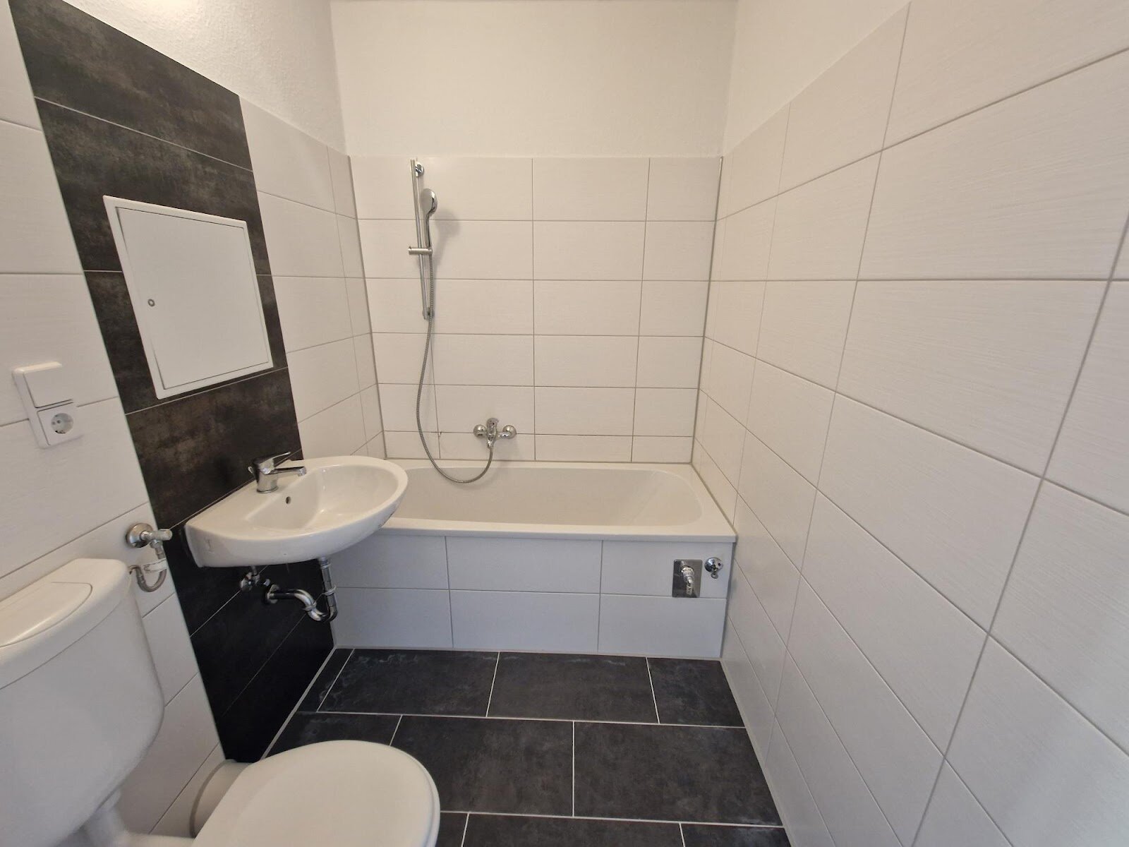 Jamboler Straße 7, 06130 Halle (Saale)