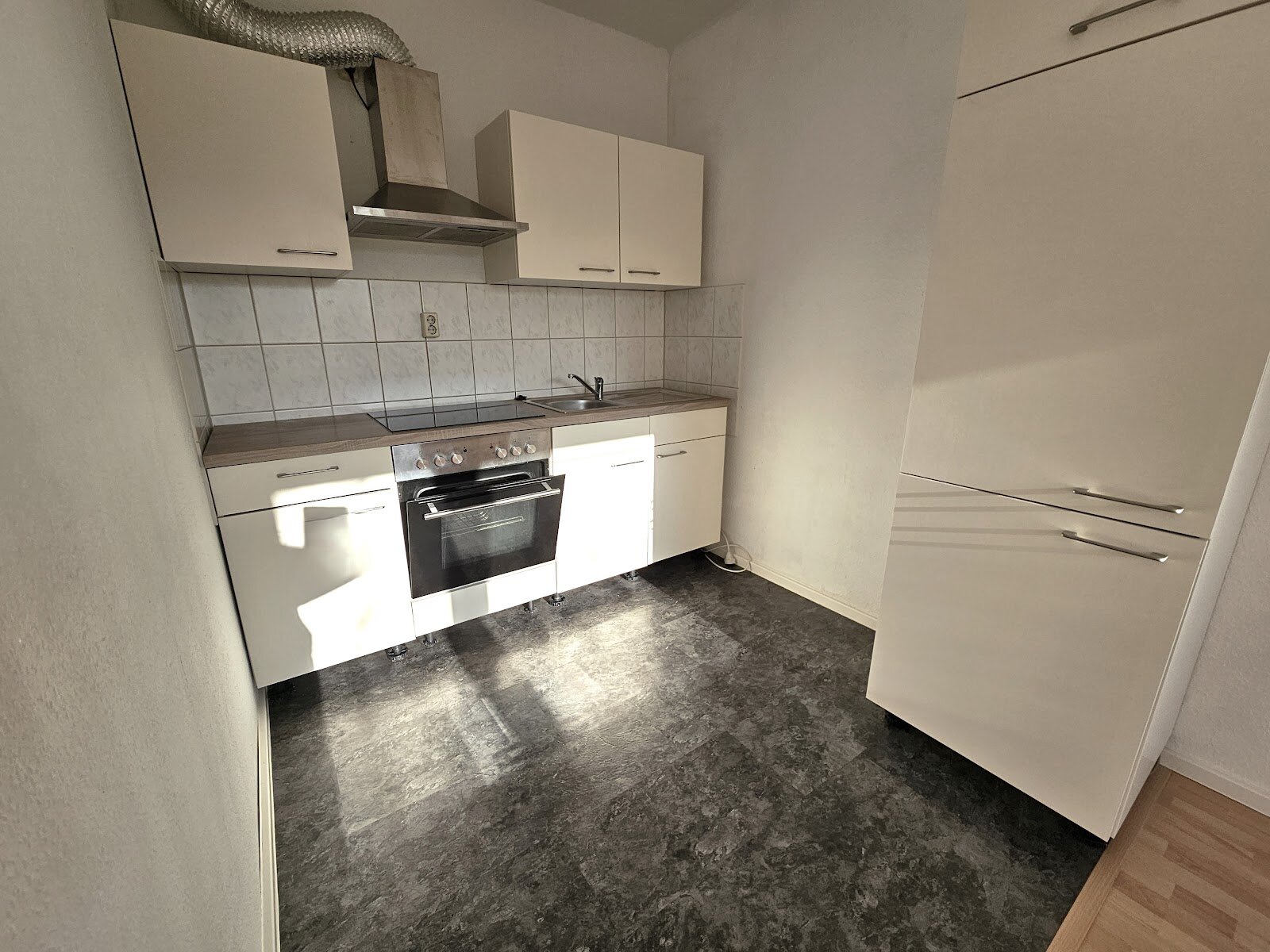 Jamboler Straße 16, 06130 Halle (Saale)