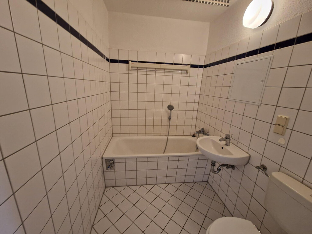 Jamboler Straße 20, 06130 Halle (Saale)