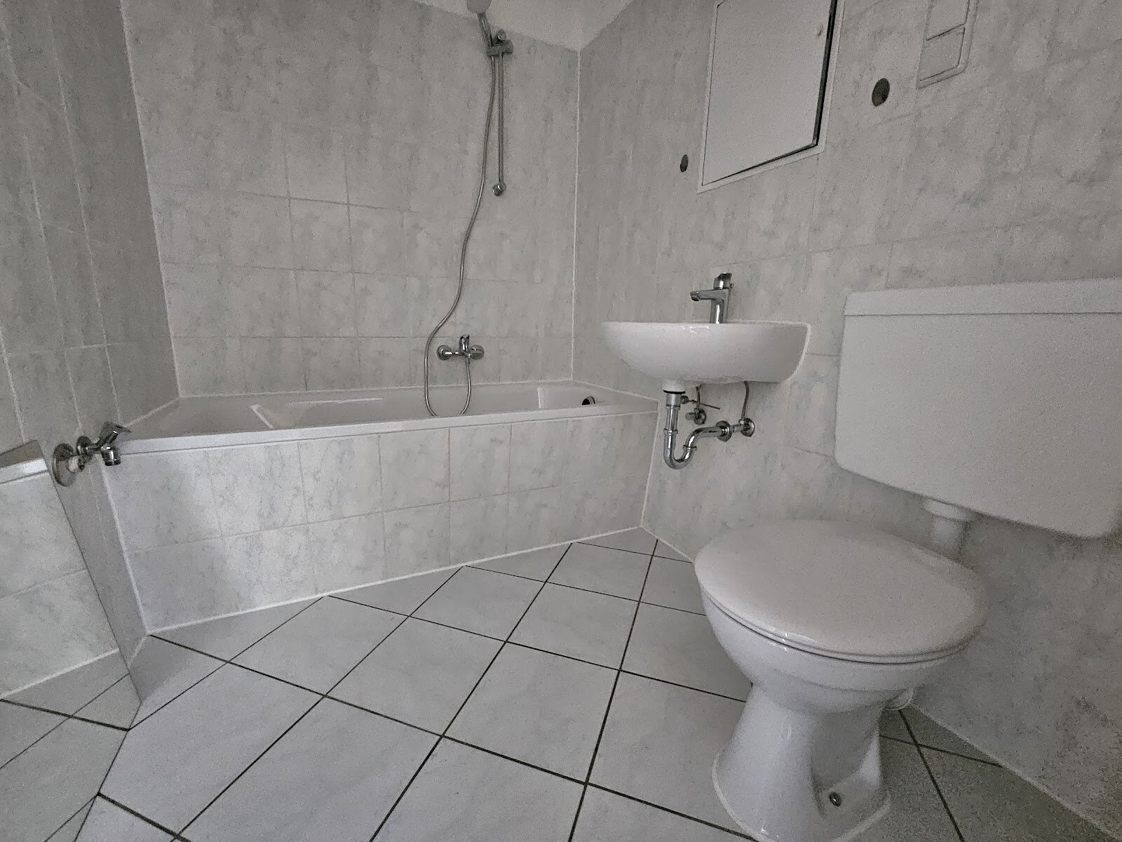 Jamboler Straße 30, 06130 Halle (Saale)