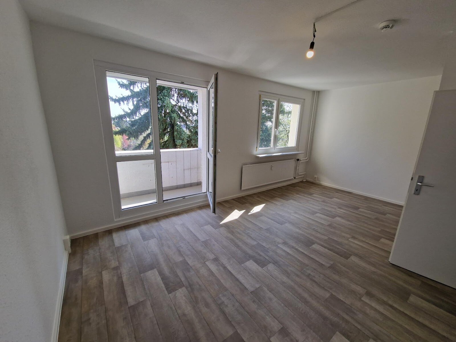 Jamboler Straße 32, 06130 Halle (Saale)