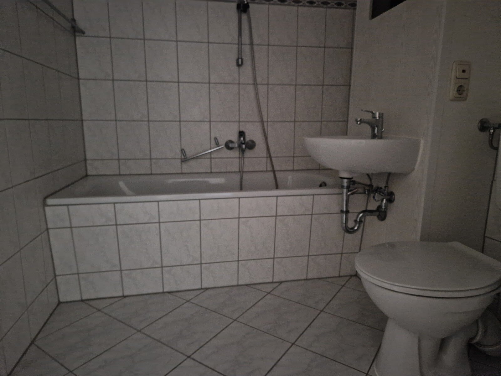 Rennbahnring 30, 06124 Halle (Saale)