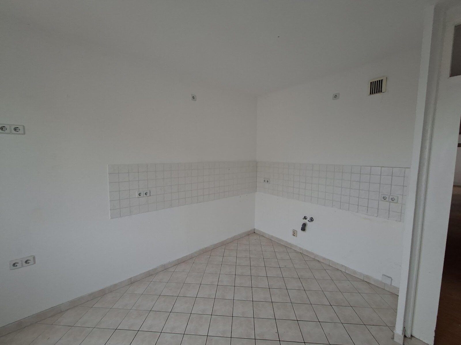 Poznaner Straße 21, 03048 Cottbus