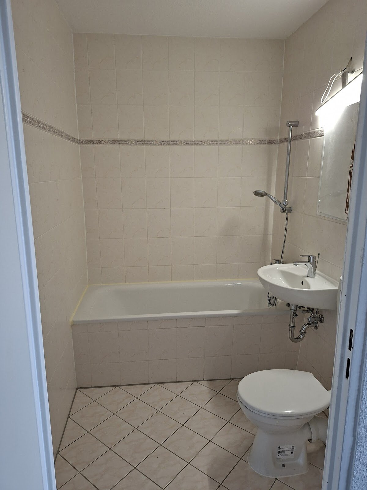 Werner-Seelenbinder-Ring 35, 03048 Cottbus Werner-Seelenbinder-Ring 35, 03048 Cottbus