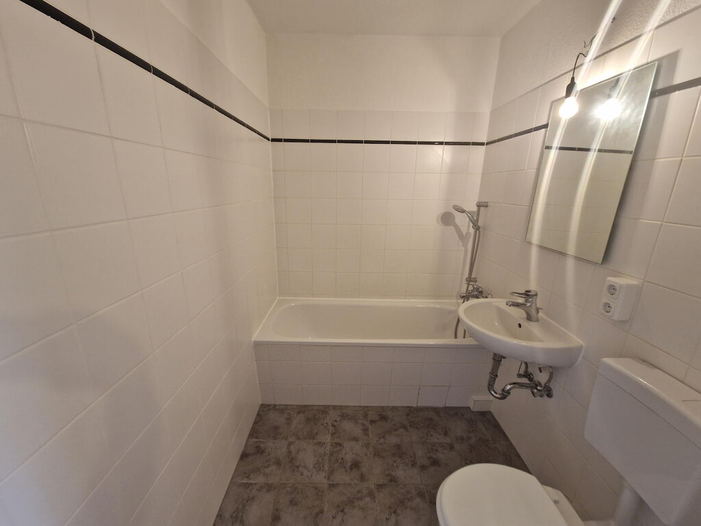 Anne-Frank-Straße 41, 03050 Cottbus
