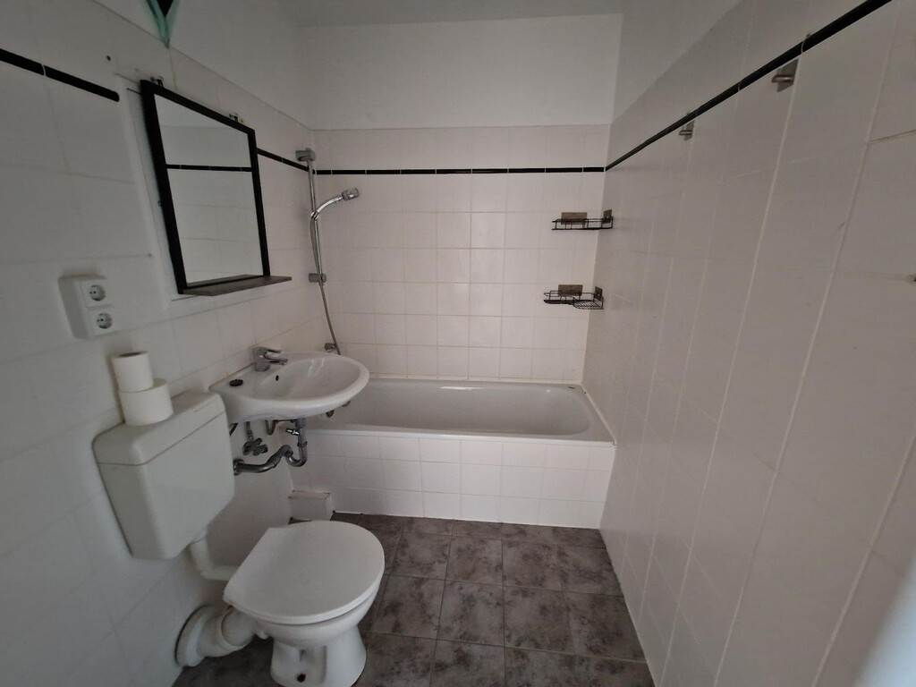 Anne-Frank-Straße 46, 03050 Cottbus