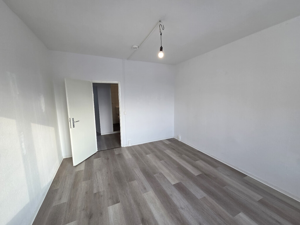 Rosa-Luxemburg-Allee 67, 14772 Brandenburg an der Havel