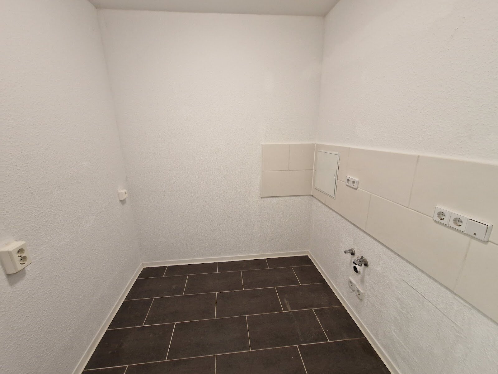 Rosa-Luxemburg-Allee 118, 14772 Brandenburg an der Havel