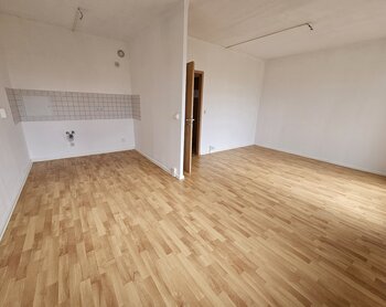Wörlitzer Straße 2, 06132 Halle (Saale) Wörlitzer Straße 2, 06132 Halle (Saale)