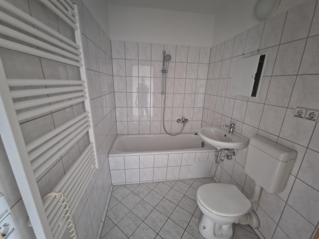 Wörlitzer Straße 3, 06132 Halle (Saale)