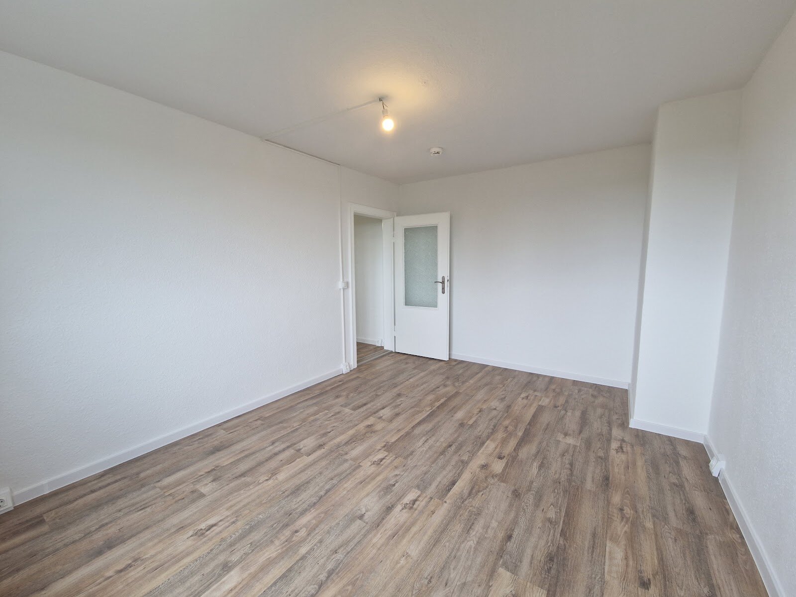 Lindenstraße 35, 06386 Osternienburger Land