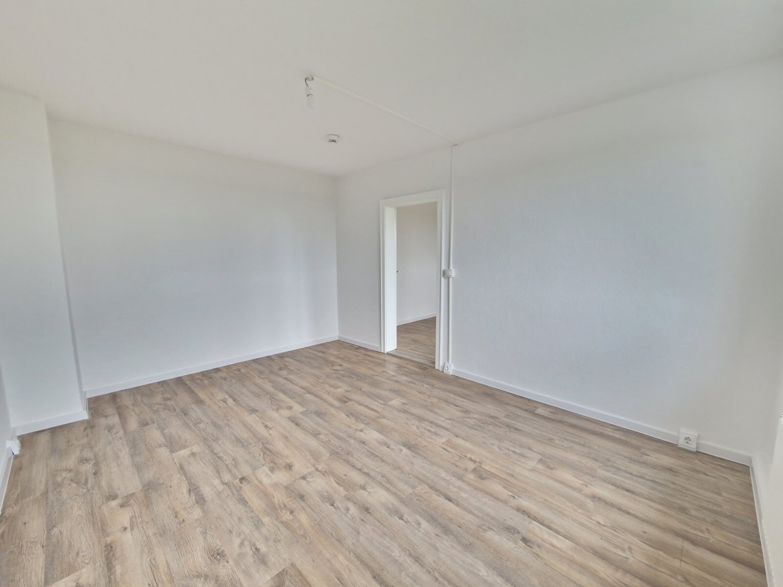 Lindenstraße 35, 06386 Osternienburger Land