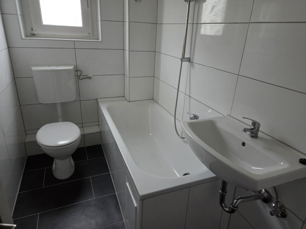 Essen-Steeler-Straße 36, 47138 Duisburg