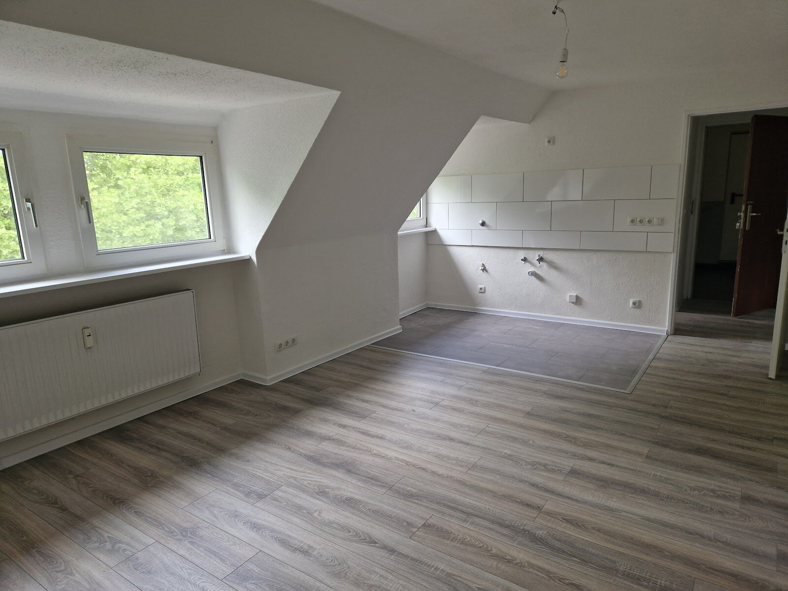 Emmericher Straße 89, 47138 Duisburg
