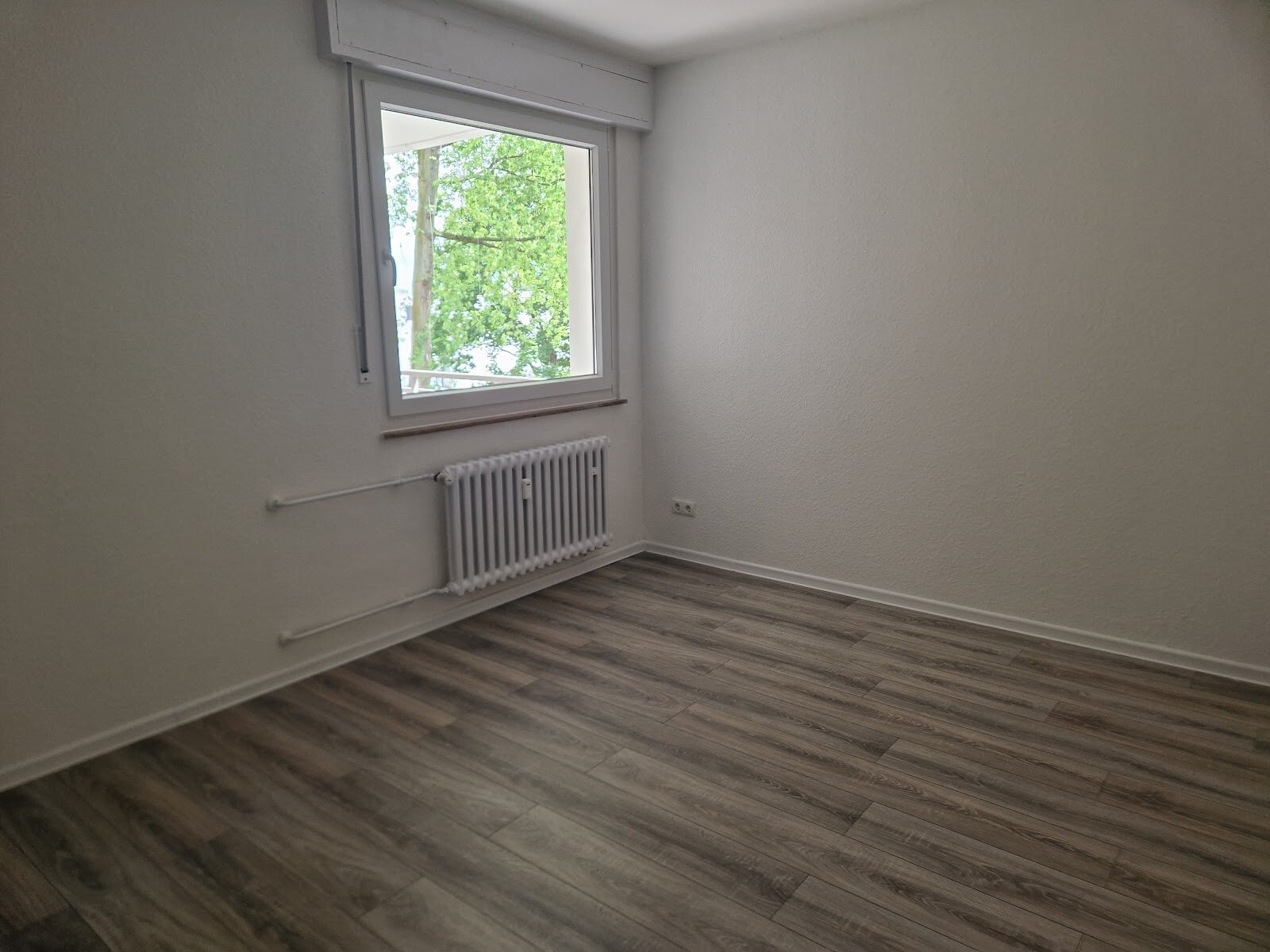 Emmericher Straße 89, 47138 Duisburg