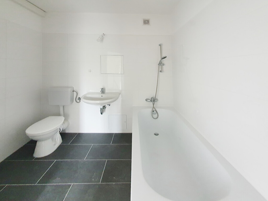 Blockmacherring 46, 18109 Rostock