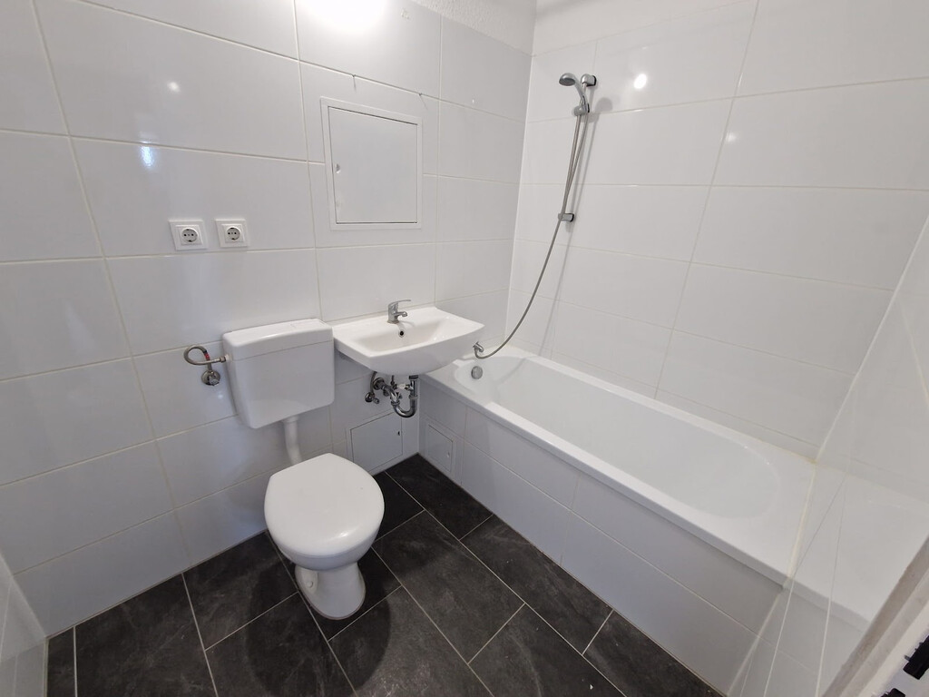Blockmacherring 46, 18109 Rostock