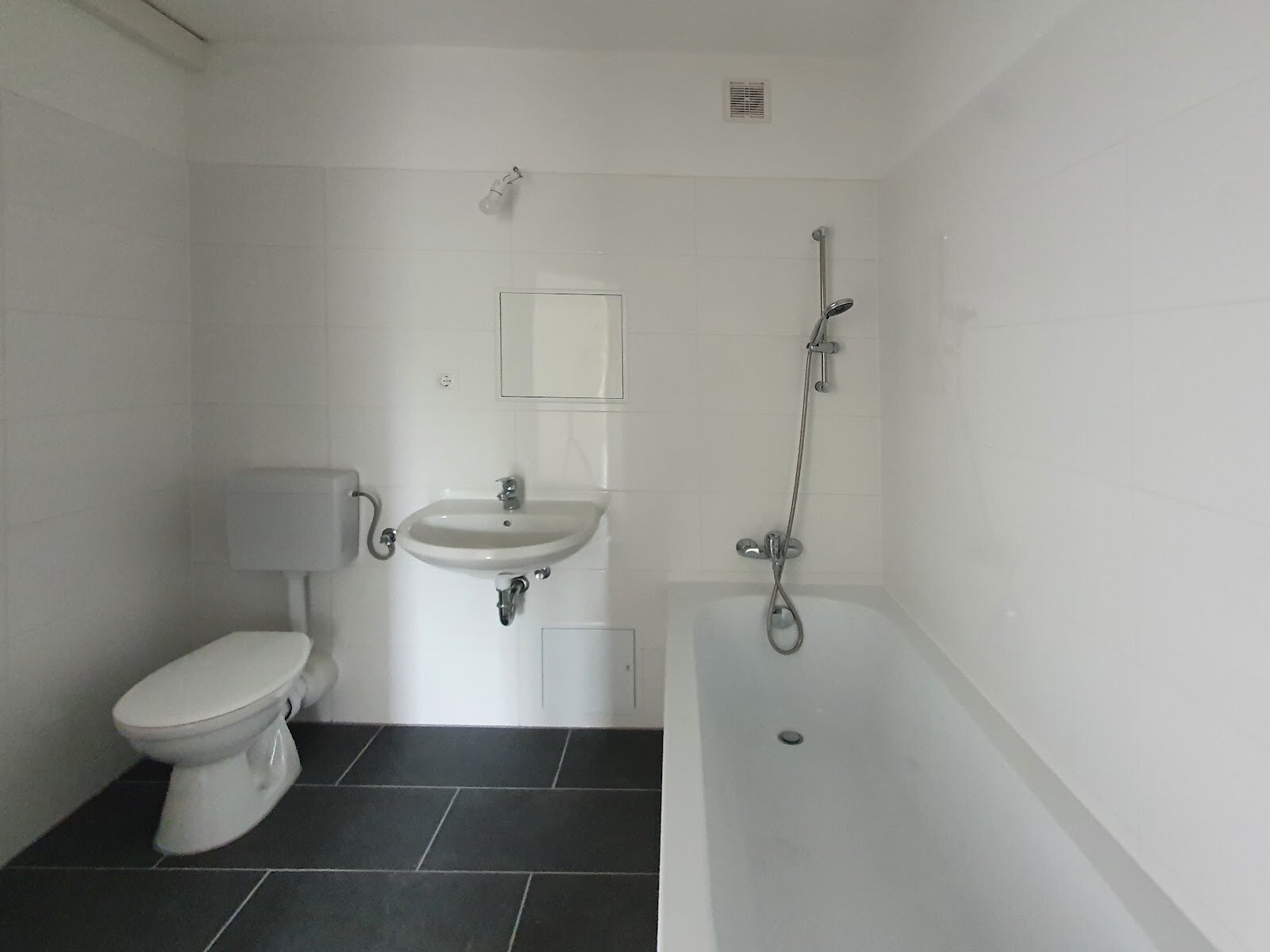 Blockmacherring 47, 18109 Rostock