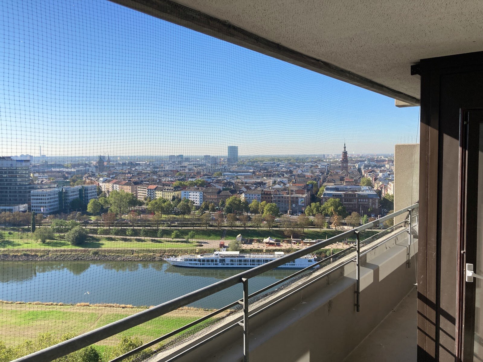 Neckarpromenade 15, 68167 Mannheim