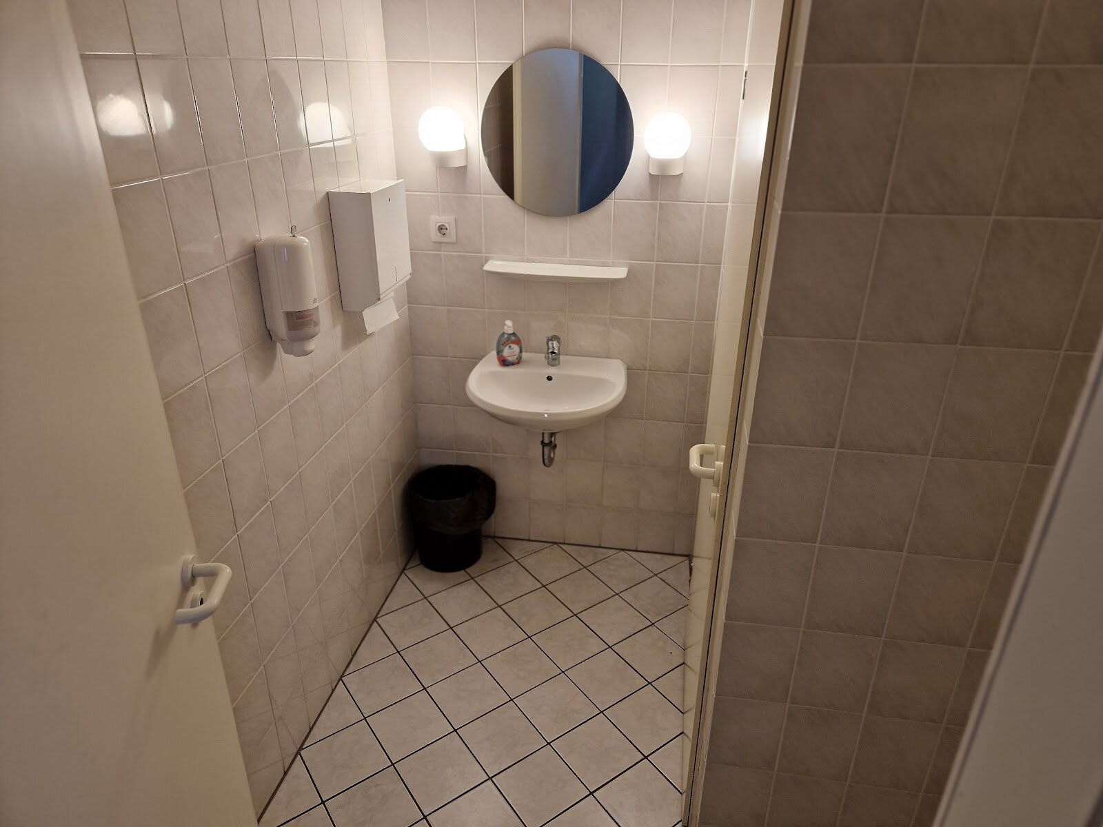 Neckarpromenade 25, 68167 Mannheim Neckarpromenade 25, 68167 Mannheim