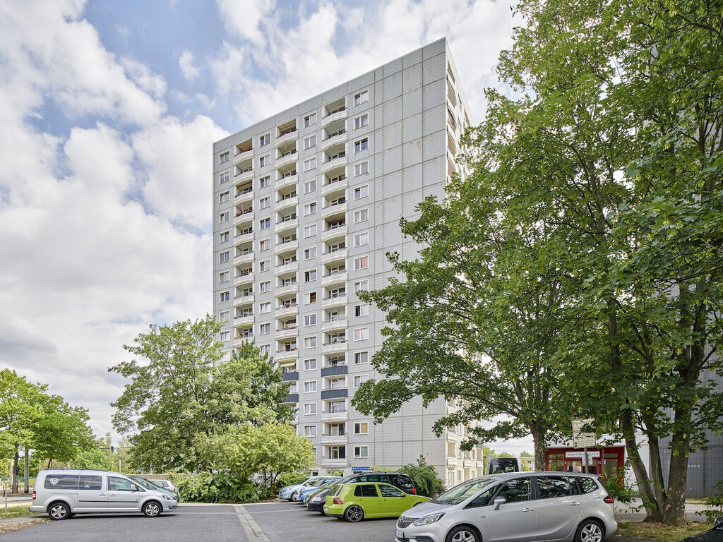 Albert-Wolf-Platz 1, 01239 Dresden