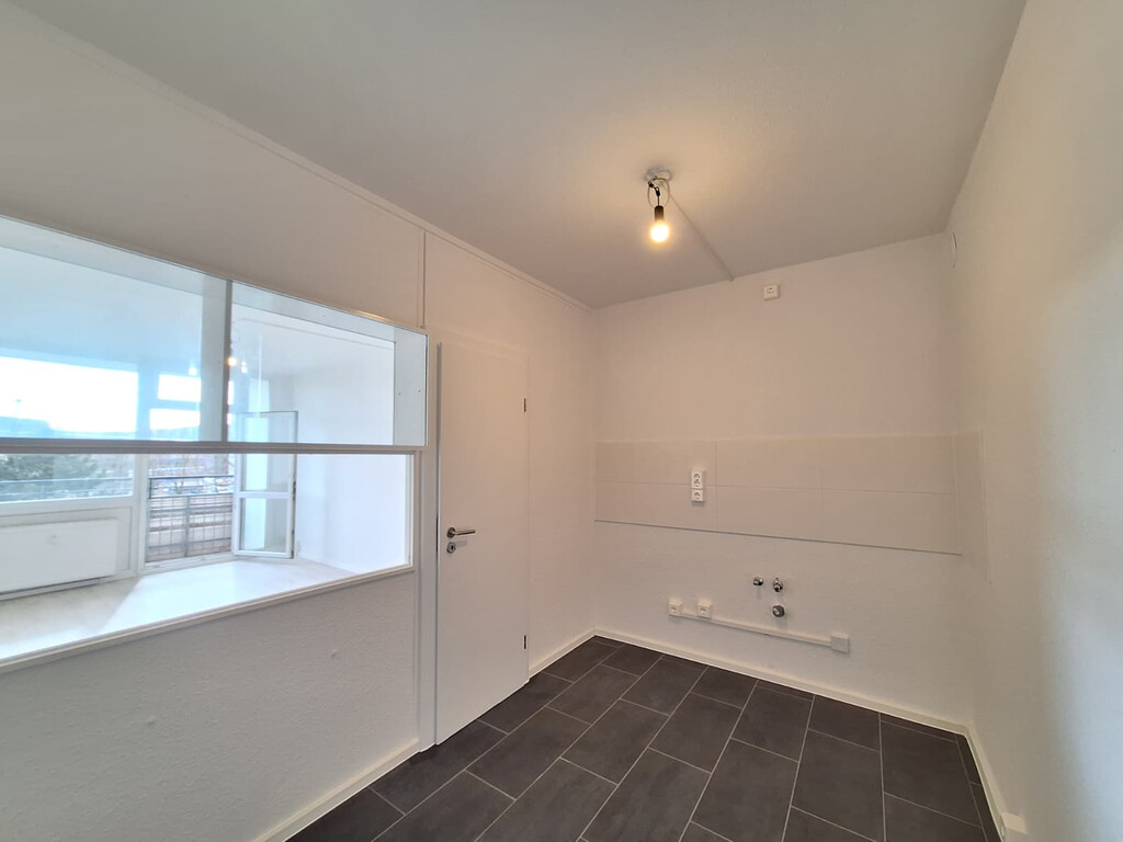 Albert-Wolf-Platz 1, 01239 Dresden