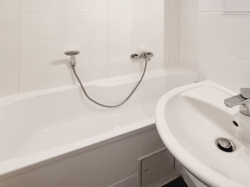 Albert-Wolf-Platz 1, 01239 Dresden