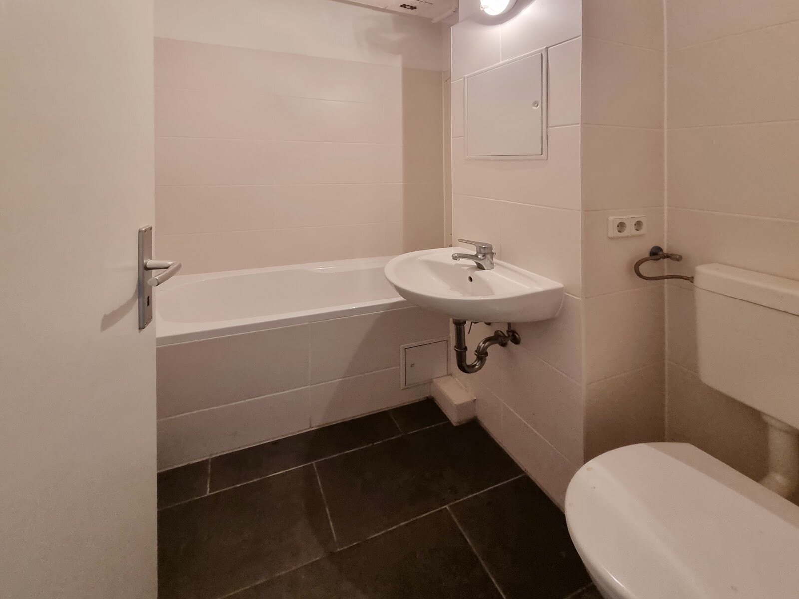 Albert-Wolf-Platz 1, 01239 Dresden