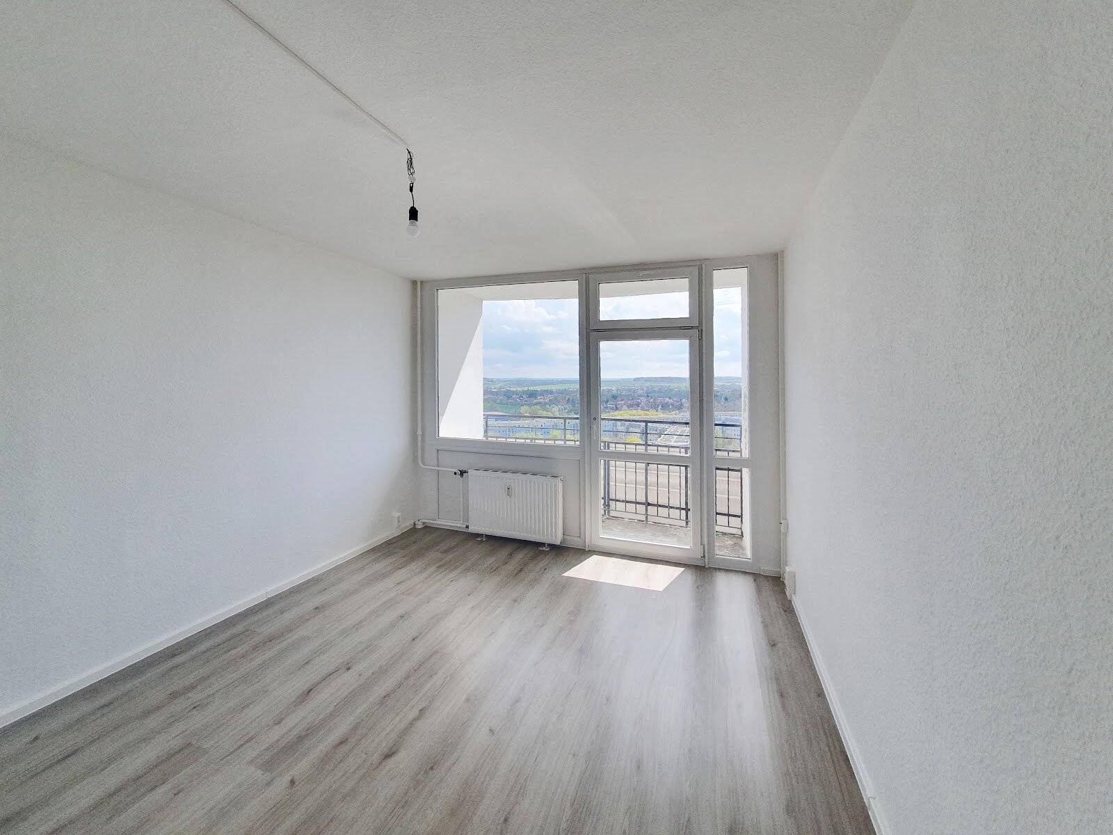 Albert-Wolf-Platz 1, 01239 Dresden