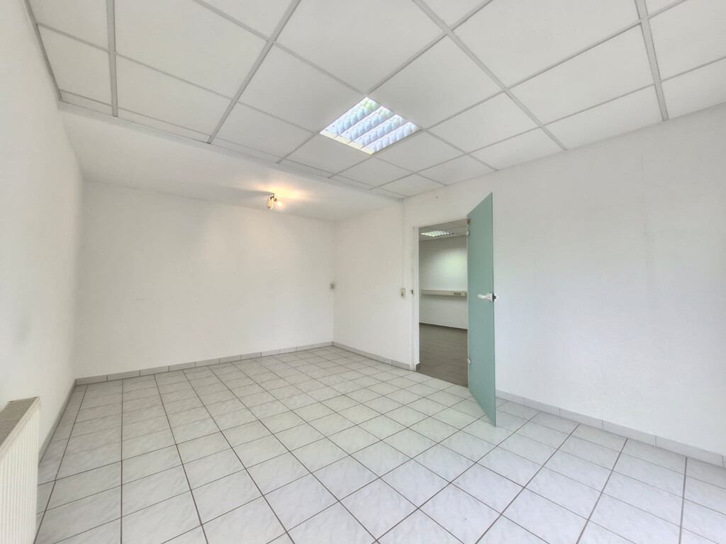 Albert-Wolf-Platz 2, 01239 Dresden