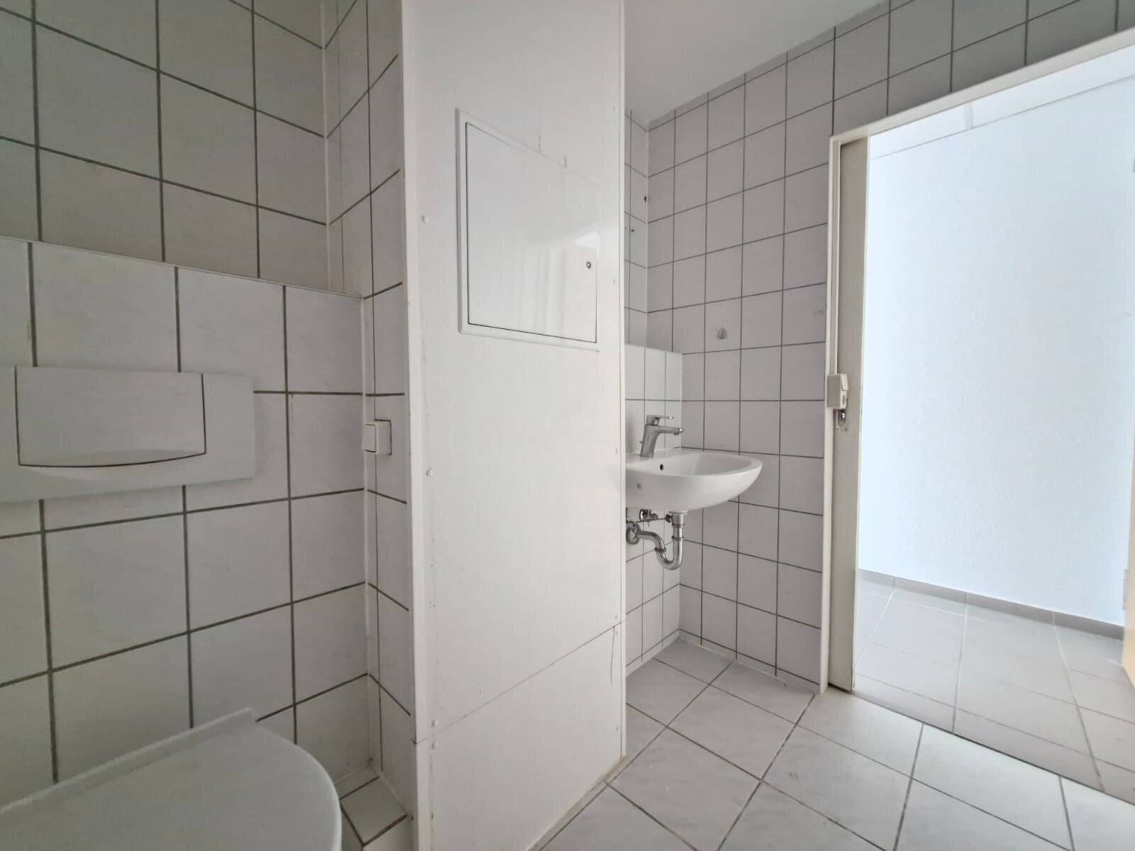 Albert-Wolf-Platz 2, 01239 Dresden