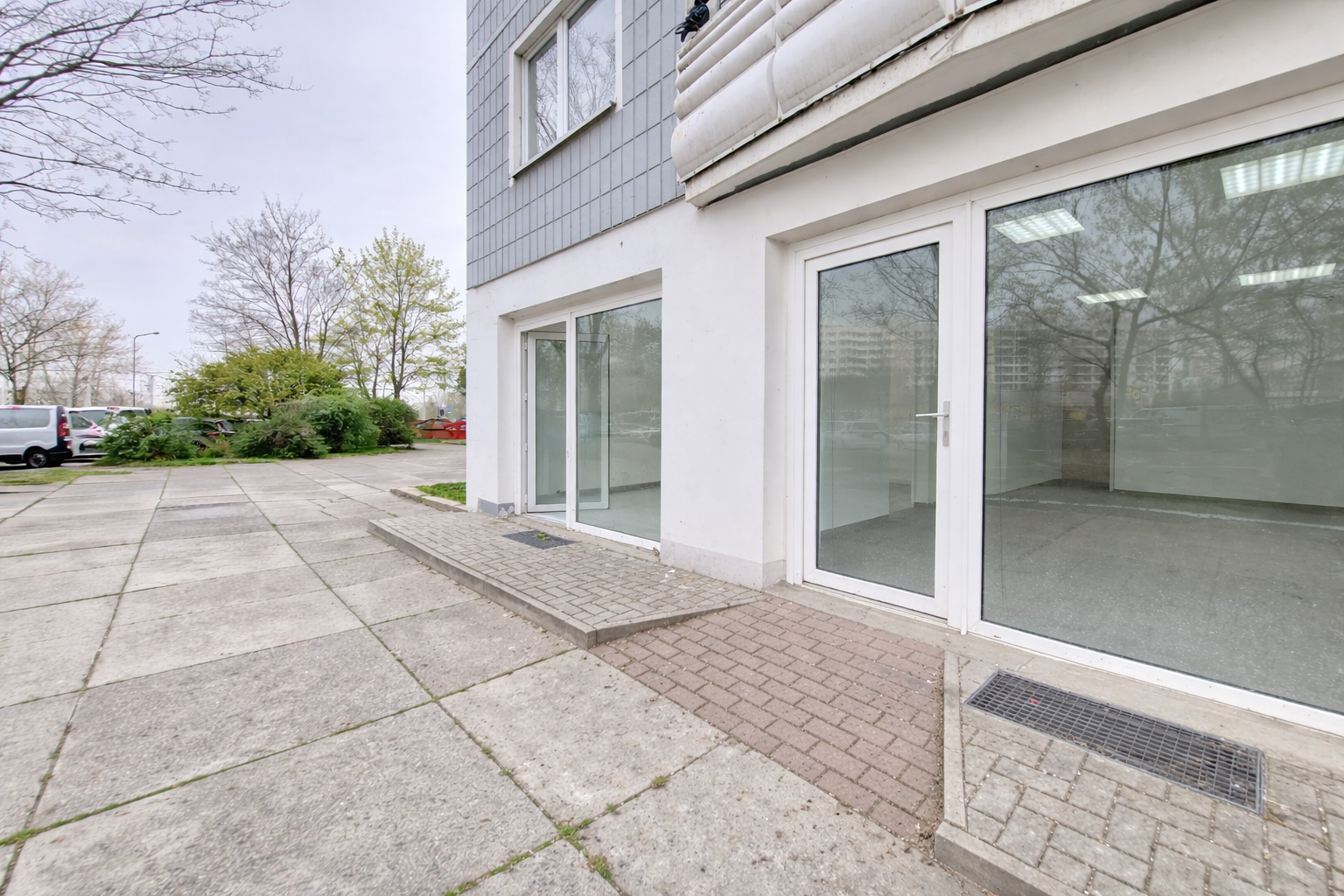 Albert-Wolf-Platz 2, 01239 Dresden