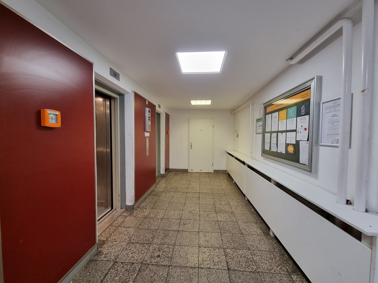 Albert-Wolf-Platz 2, 01239 Dresden