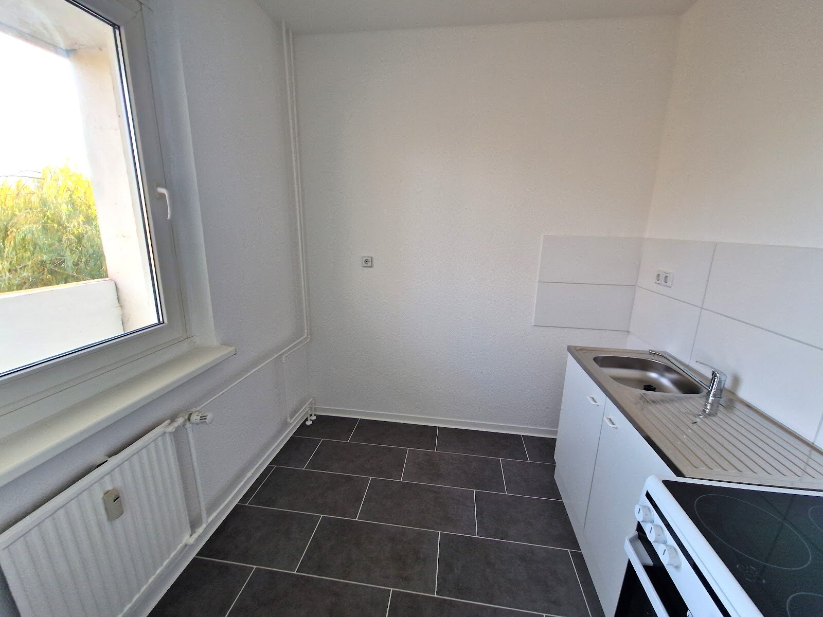 Jan-Petersen-Straße 8, 12679 Berlin