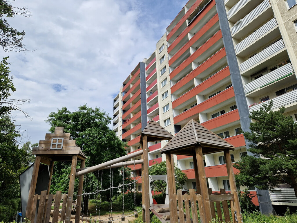 Jan-Petersen-Straße 8, 12679 Berlin