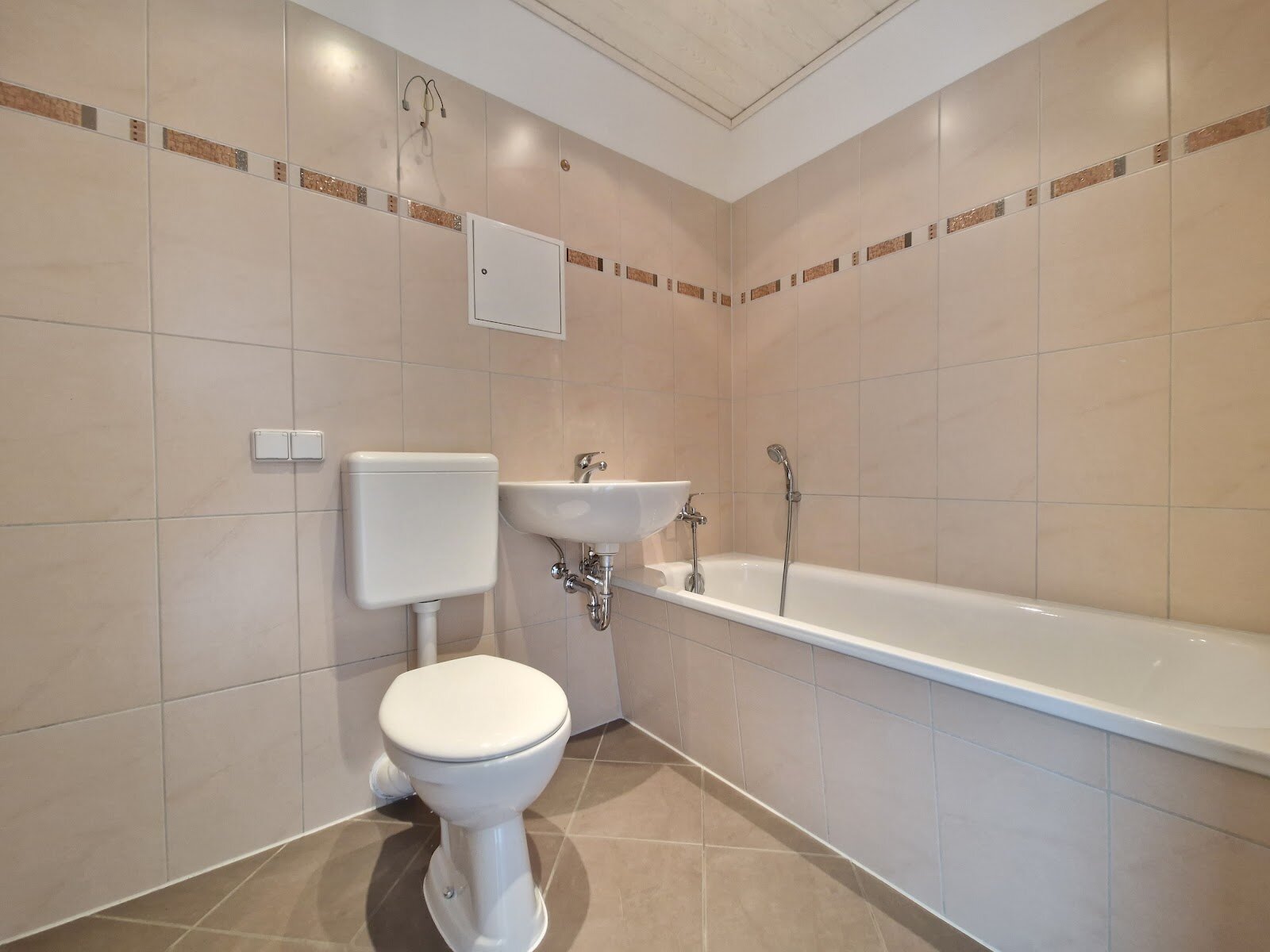 Helbigsdorfer Weg 4, 01169 Dresden