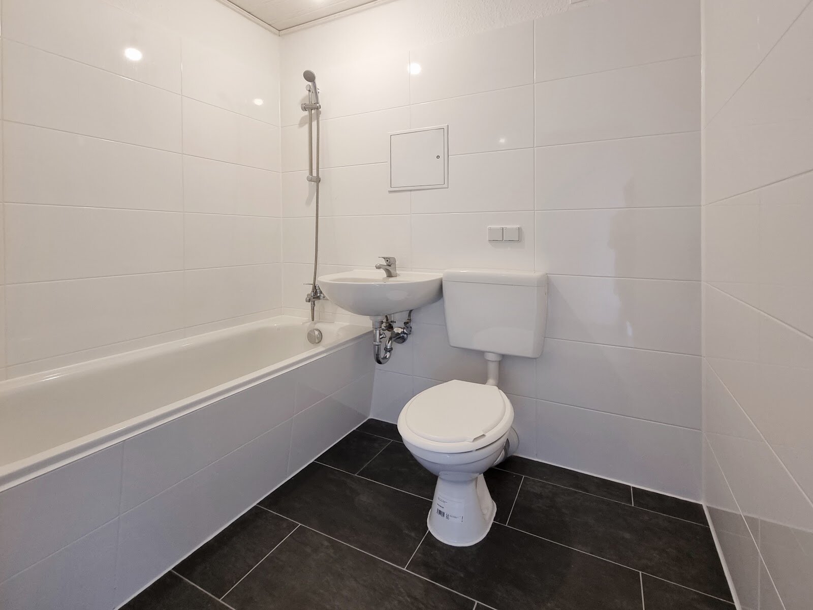 Helbigsdorfer Weg 12, 01169 Dresden