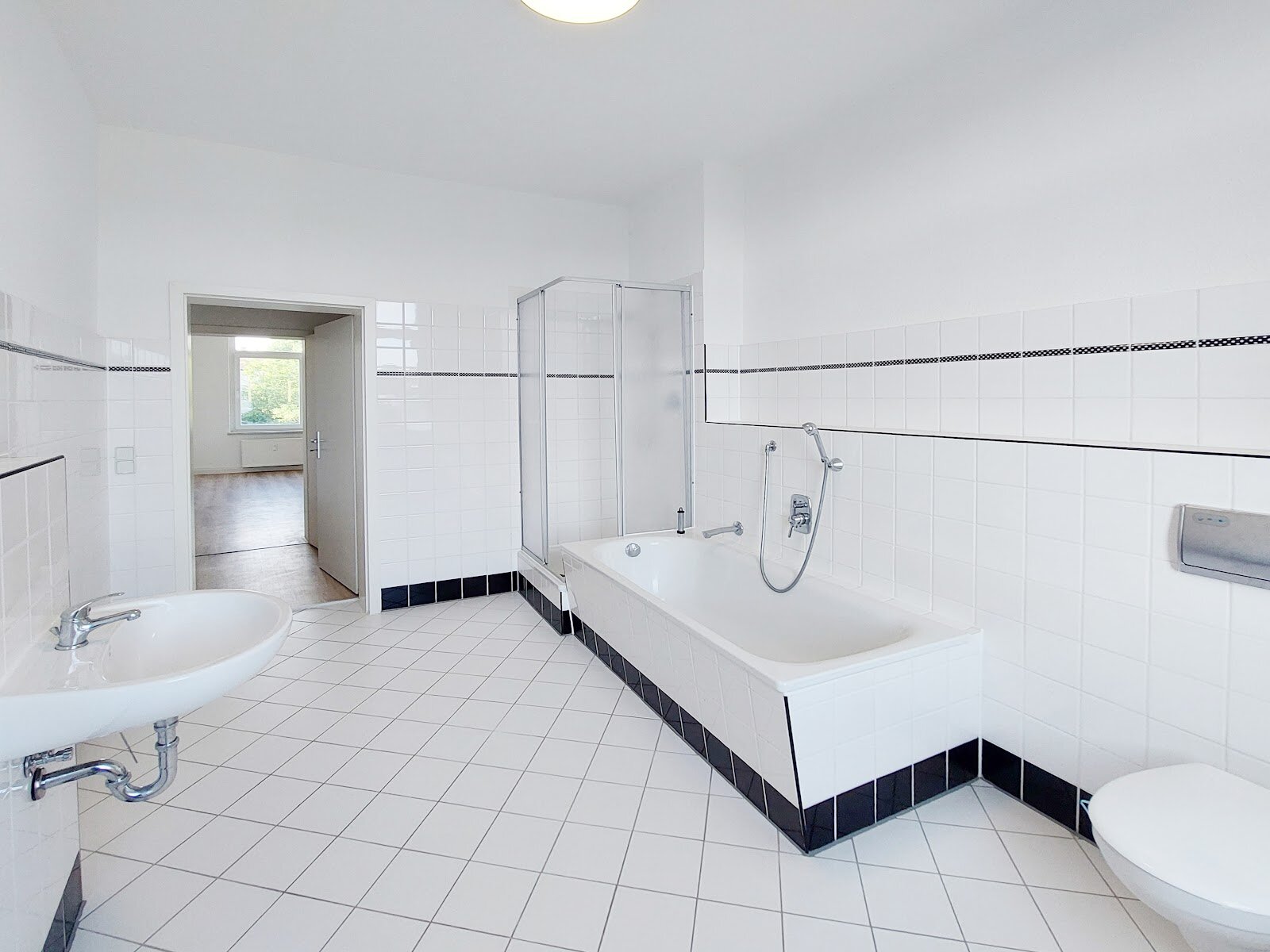 Leonhardtstraße 10, 09112 Chemnitz