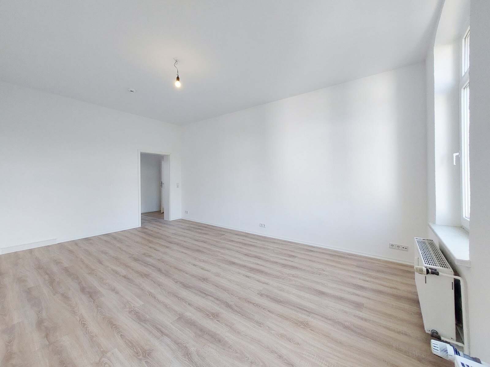 Leonhardtstraße 10, 09112 Chemnitz