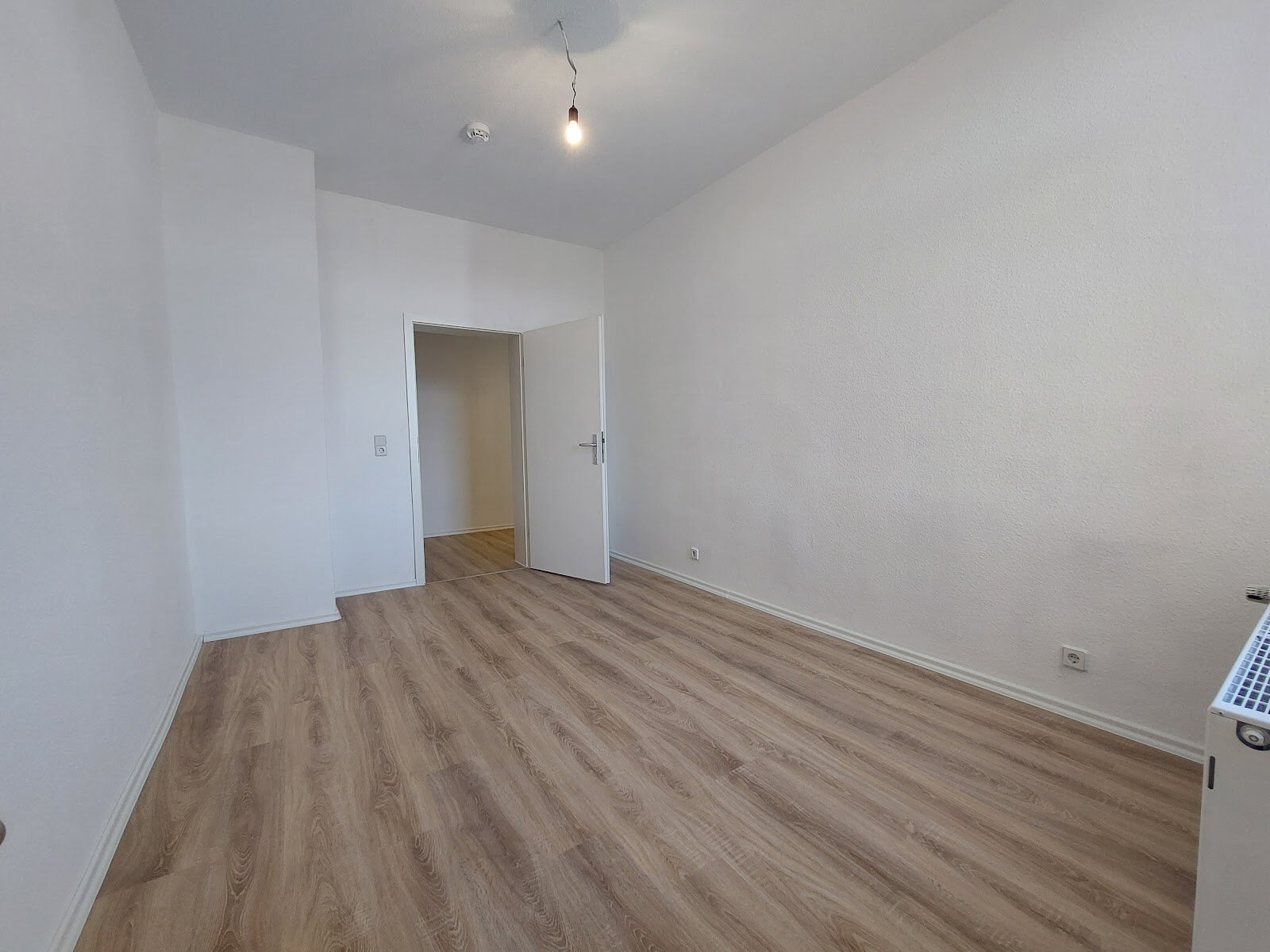 Leonhardtstraße 10, 09112 Chemnitz