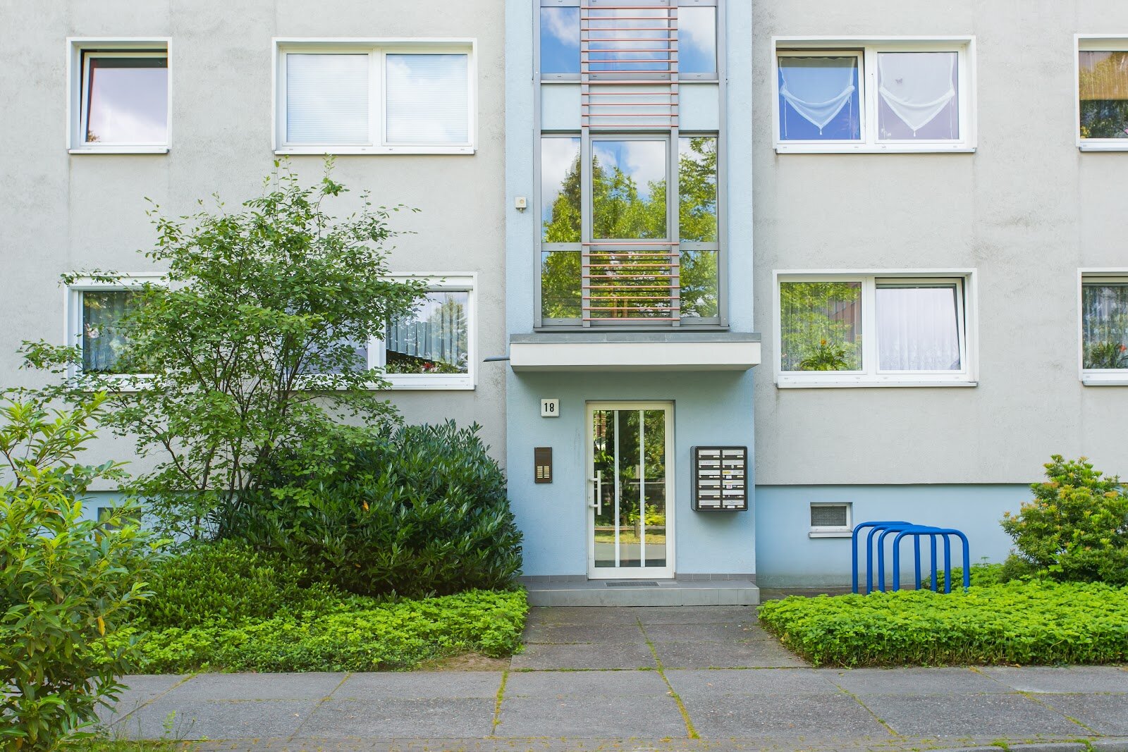 Sonnenblumenweg 22, 01159 Dresden