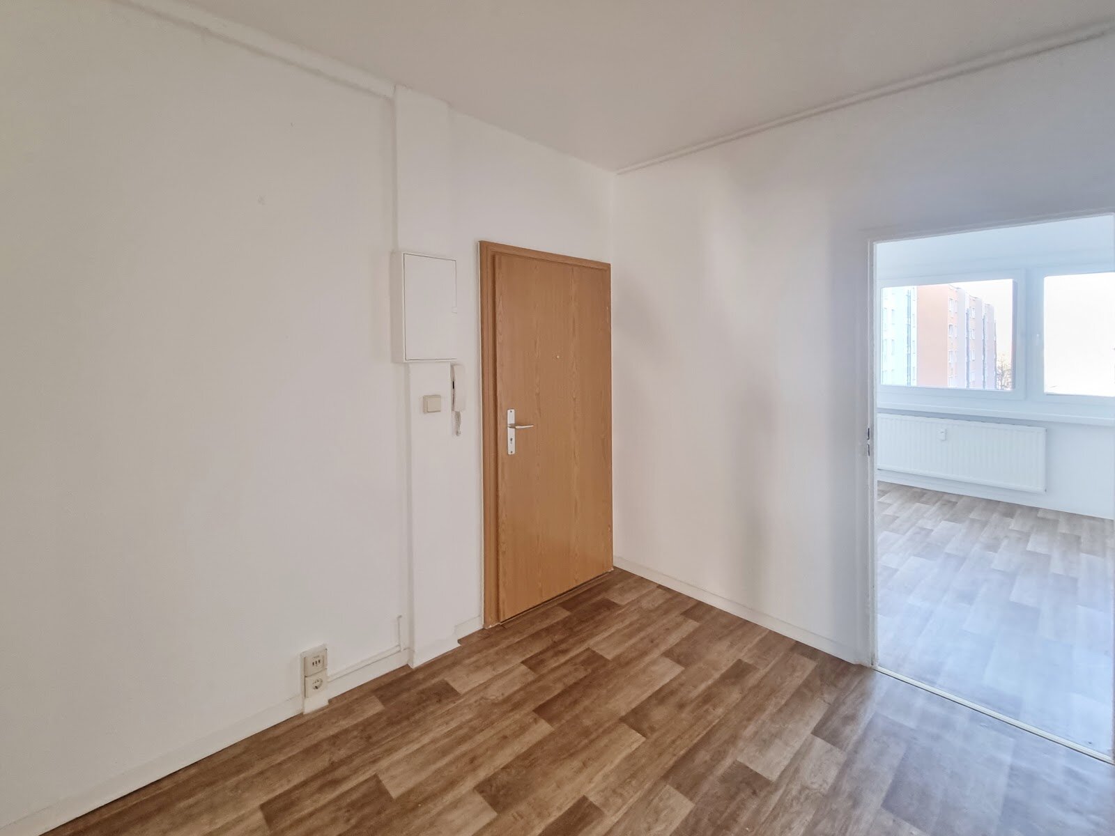 Sonnenblumenweg 22, 01159 Dresden